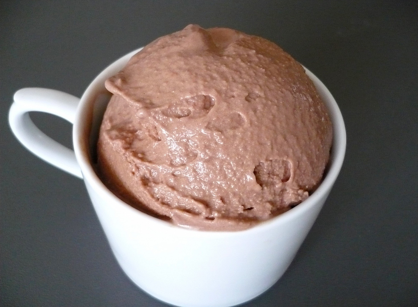 Čokoládová zmrzlina z pudinku a tvarohu