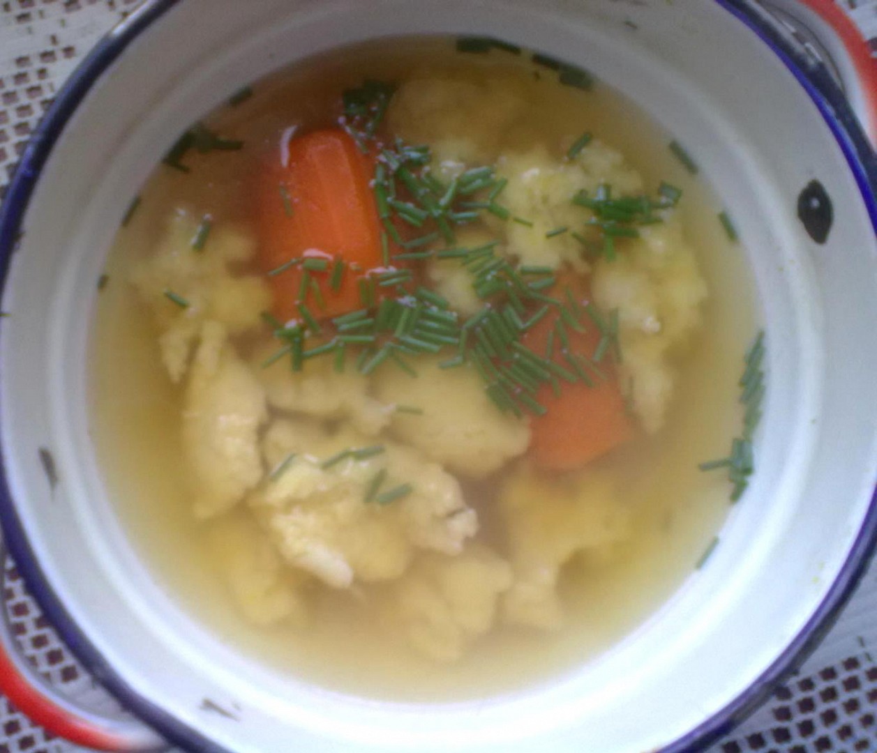 Jednoduchá krůtí polévka s noky ze „Šlajfu“